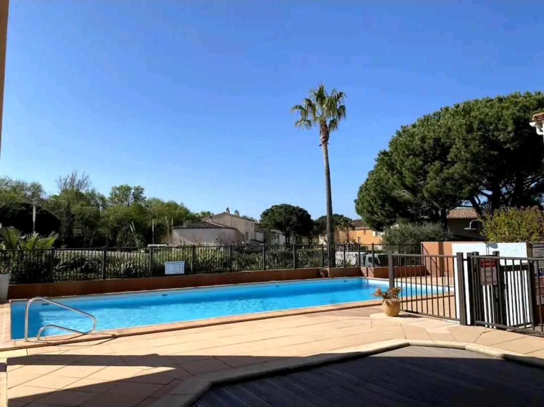 Apartament T2 Au Coeur Du Golfe De Saint Tropez Cogolin Zewnętrze zdjęcie