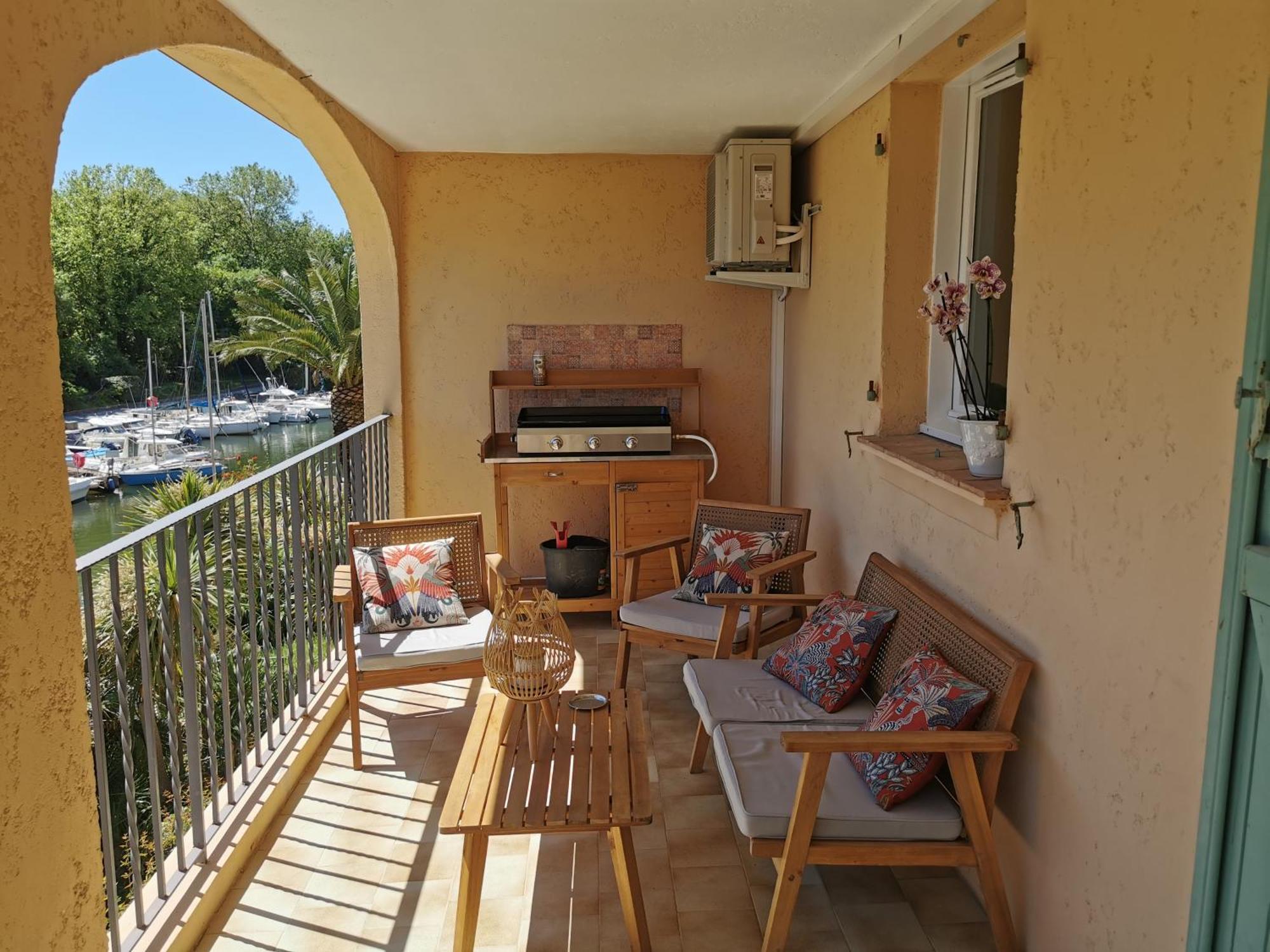 Apartament T2 Au Coeur Du Golfe De Saint Tropez Cogolin Zewnętrze zdjęcie